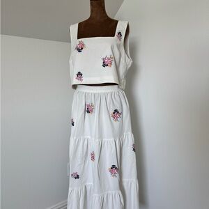 Elegant White Floral Skirt Set